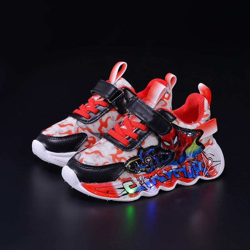 2025 Spring/Summer Boys' Breathable Light-Up Mesh Running Shoes - Trendy Cartoon Luminous Sneakers for Little Boys