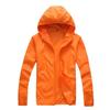 Herren Frühling und Sommer Dünne Abschnitt Kapuzen Plus Size Hautmantel Leichter Abschnitt Outdoor-Sport Sonnenbekleidung