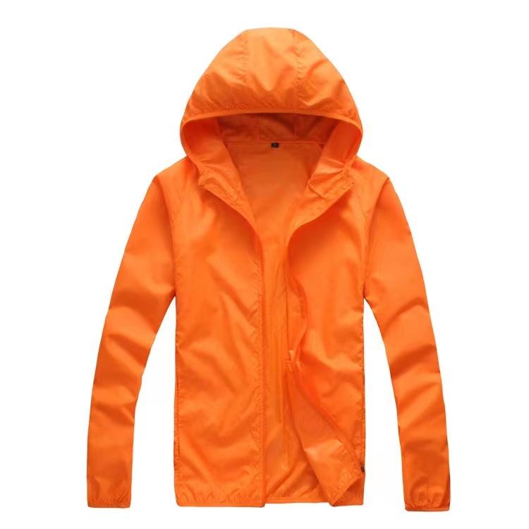 Herren Frühling und Sommer Dünne Abschnitt Kapuzen Plus Size Hautmantel Leichter Abschnitt Outdoor-Sport Sonnenbekleidung