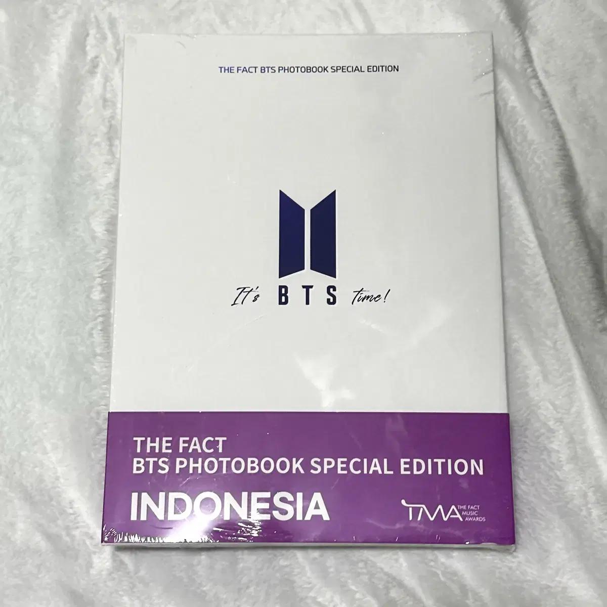 

BTS Нераспечатанный фотобук The Fact Индонезия