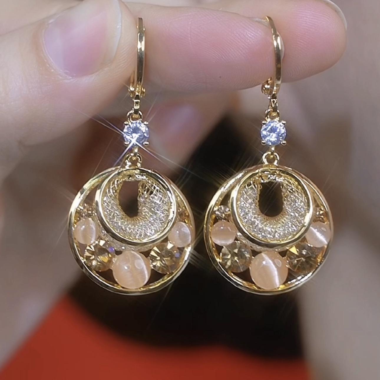 

Круглые серьги-клипсы из циркония с бриллиантовой инкрустацией, уникальный дизайн, серьги класса люкс, модные, женские