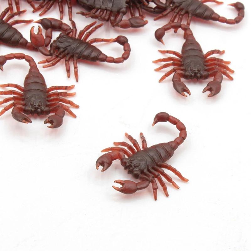 10 Pieces Prank Fake Roaches Look Real Plastic Trick Joke Toys Scary Insects Realistic Bugs Gifts Novelty Cockroach