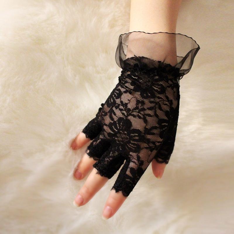 Women Bride Short Gloves Nightclub Hollow Out Lace Gloves Dancing Party Half Finger Gloves Pleated Cuff Decor Mitten