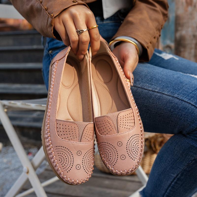 Large Size Explosive Stitching Laser Women's Flat Bottom Loafers E-commerce Supply Retro Car Stitching