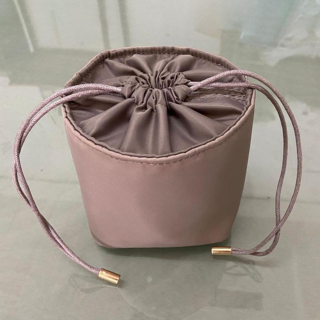 Red Tadpole Inner Pocket Mini Storage Bucket Bag - Modern Simple Design