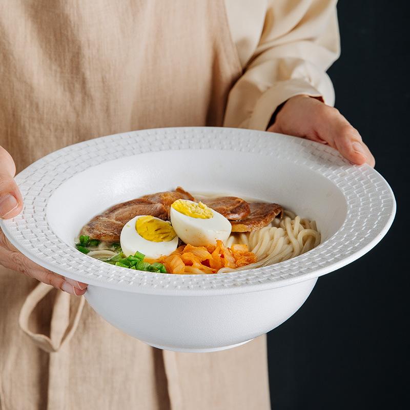 Japanese ceramic straw hat bowl home Lamian Noodles bowl hand-held frontier defence hot salad bowl restaurant wine.