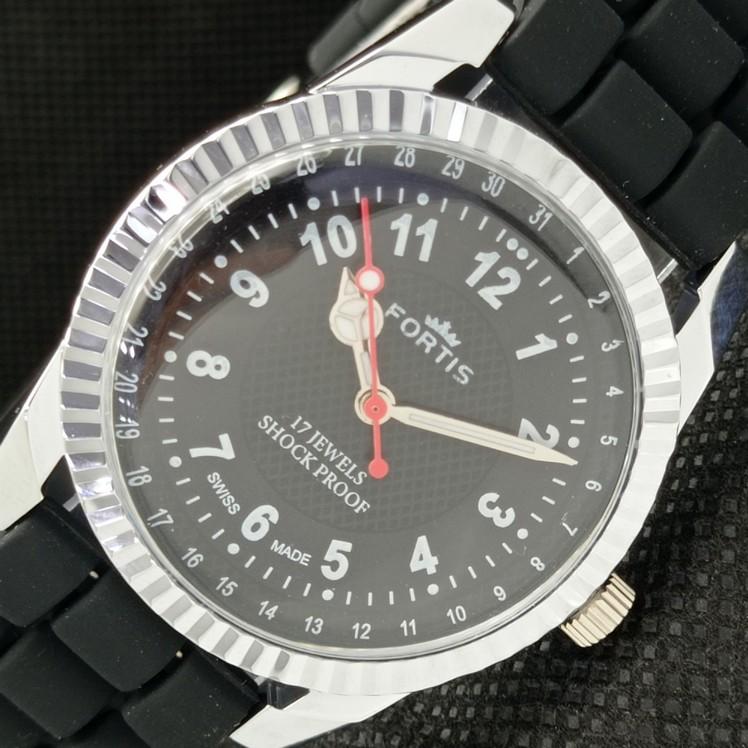 

ВОССТАНОВЛЕННЫЕ ШВЕЙЦАРСКИЕ МУЖСКИЕ НАРУЧНЫЕ ЧЕРНЫЕ ЧАСЫ FORTIS WINDING 622c-a416924-2 lot622c-a416924