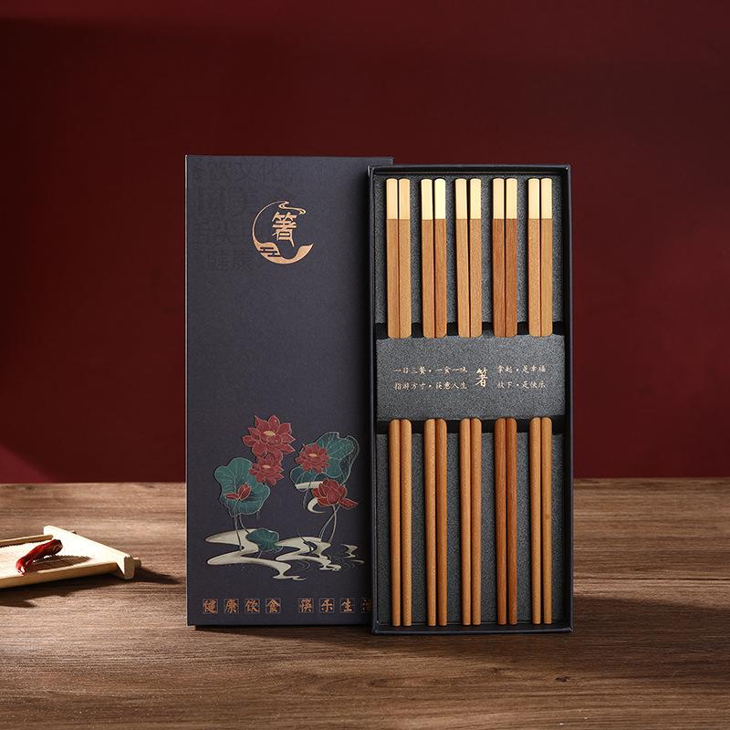 Alta Qualidade Premium Sândalo Vermelho Natural Palitos de Chopsticks Embalagem Caixa de Presente Talheres Domésticos Conjunto de Talheres Palitos de Chopsticks Chineses