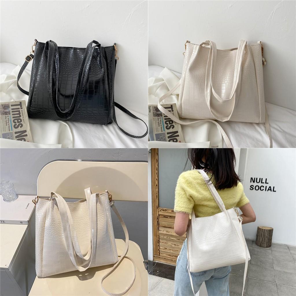Elegant Large Capacity Shoulder Bag For Women In Trendy Street Style Pu Material