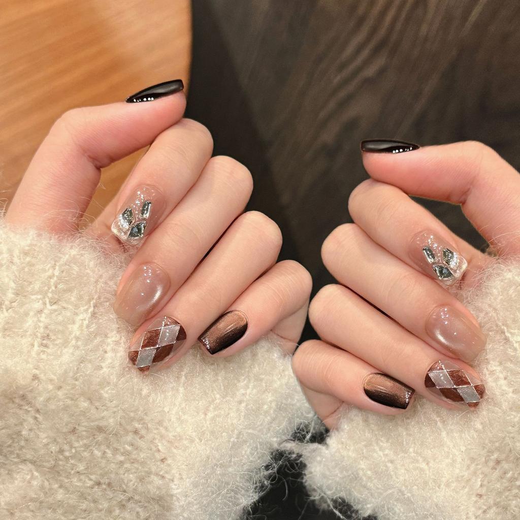 Brown Cat Eyes Resin Nail Extension Chip-Proof Smudge-Proof Fake Nails for Women Nail Art Decoration