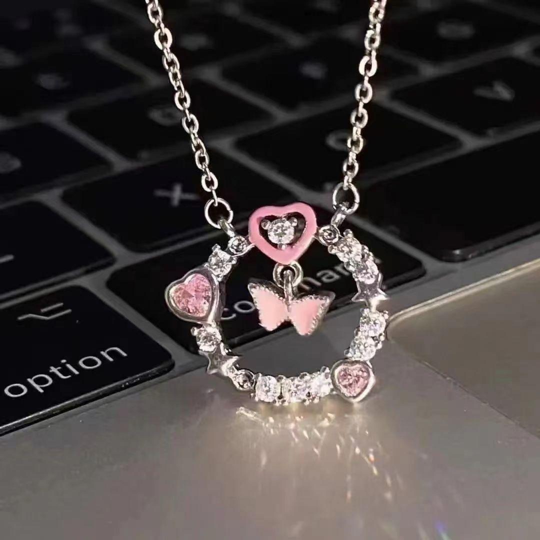 Four rings of thorns, butterfly couple, love, light luxury, niche necklace design, senior student collarbone