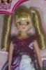 Bonecas e peluches – Bonecas