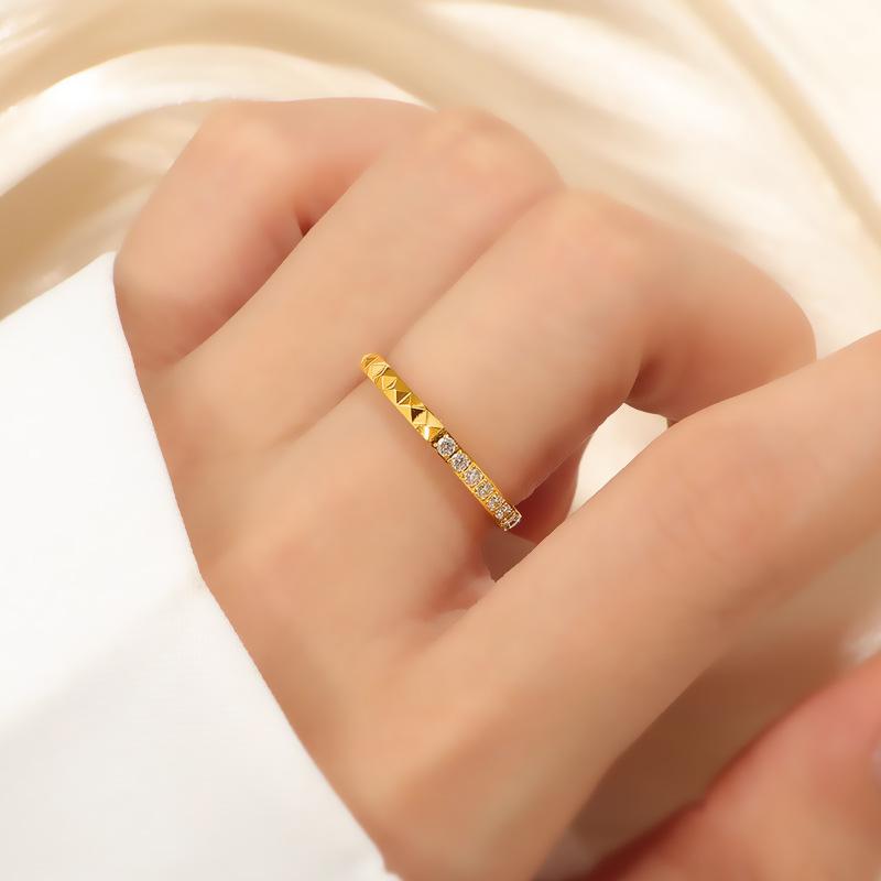 Simple Temperament Rivet Titanium Steel Ring Women's High-end Light Luxury Cold Style Ring Accessories