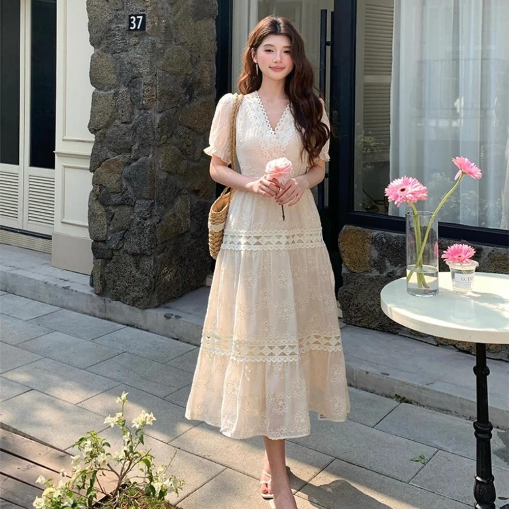 New Summer Fashionable Floral Embroidered Patchwork V-Neck Short-Sleeve Fitted Slimming Midi Dress Women's Holiday Vestidos