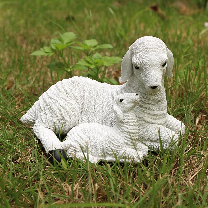 Resin Figurine Flower Pot Decor Lamb OrnamentSimulation Decor Mini Animal Models For Farm Yard Artificial Lamb Craft Gifts