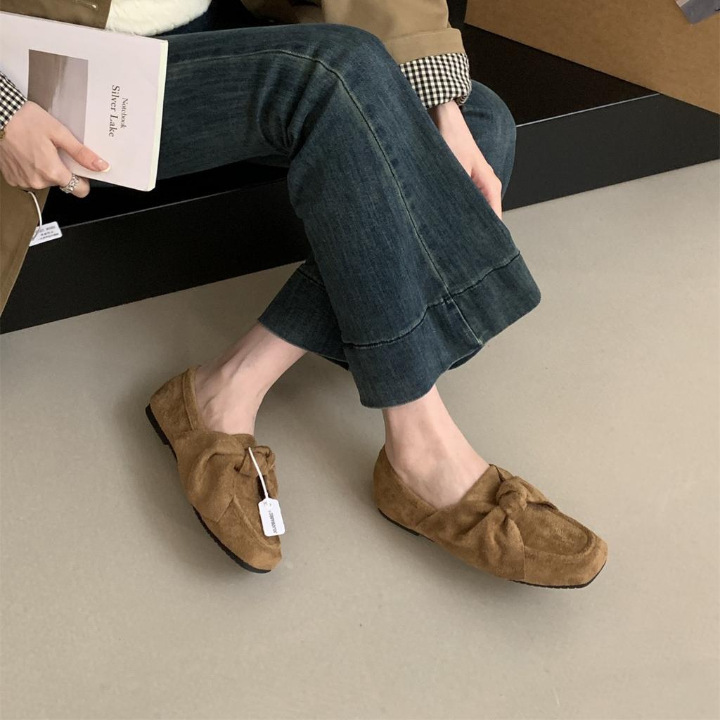 Bow flat-soled single shoes women's suede Doudou shoes 2025 autumn new retro square head one-pedal loafers