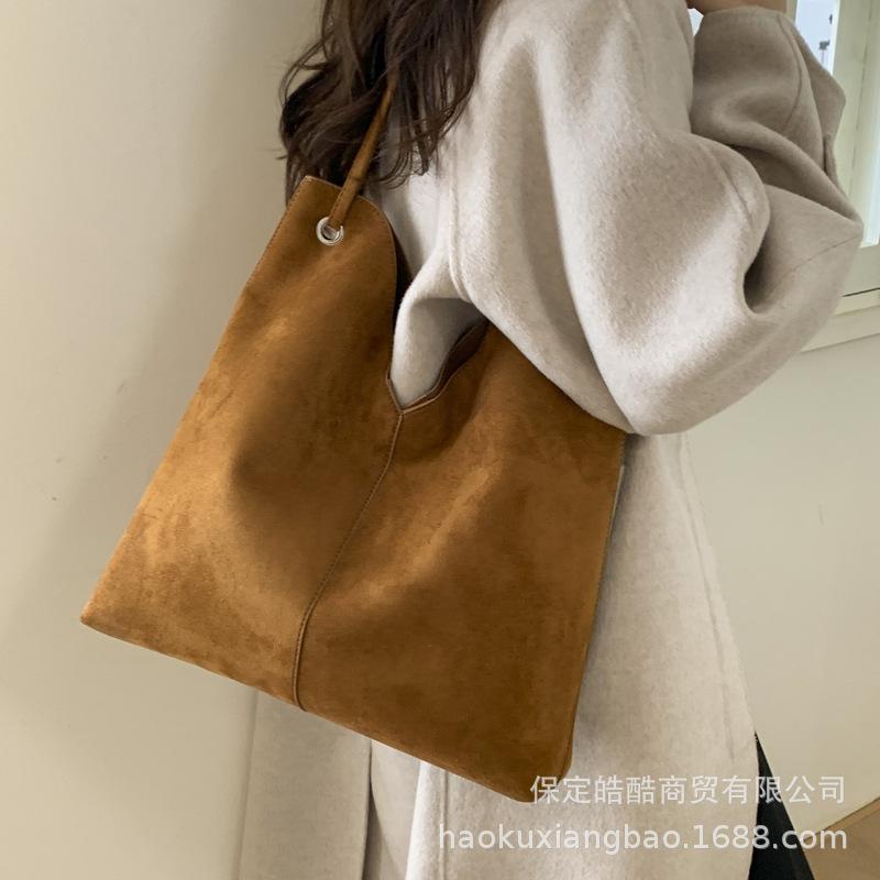 Suede Bag Women's Large Capacity 2025 New Autumn and Winter Versatile Casual Shoulder Retro Bag Commuter Tote Bag