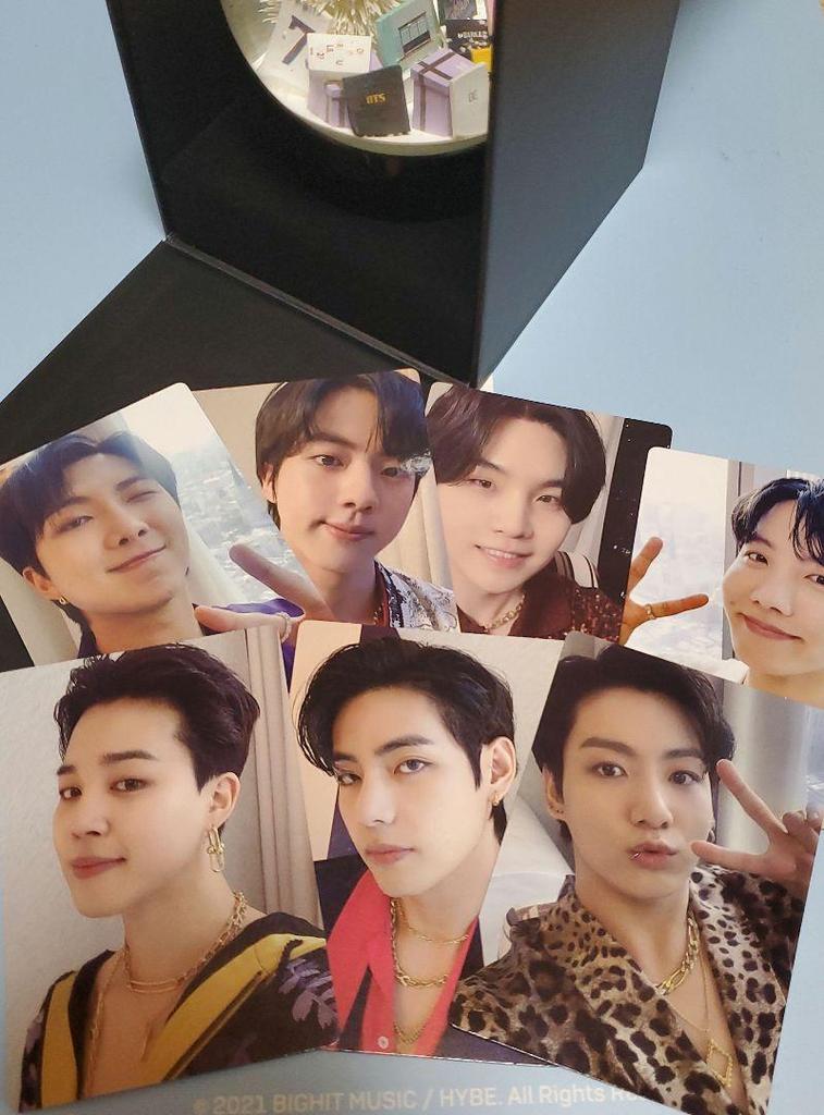 [USED] BTS Official Snow Globe MERCH BOX 10 Trading Cards
