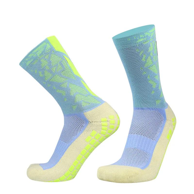 1Pairs Professional Men and Women Camouflage Arrow Soccer Socks Breathable Active Silicone Anti Slip Grip Football