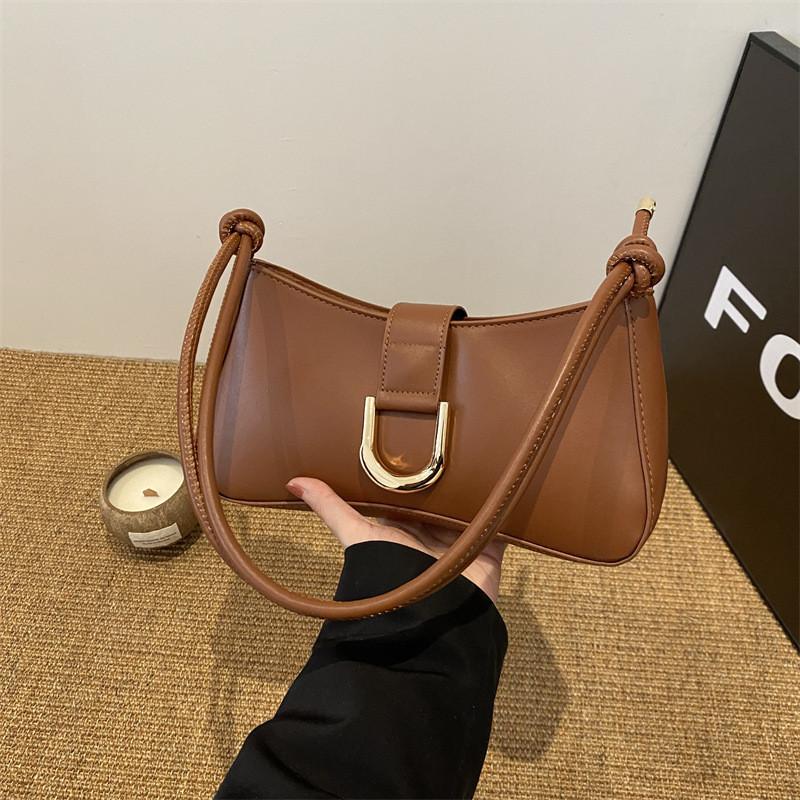 Urban Minimalist Small Handheld Pu Underarm Bag For Commuting And Casual Use