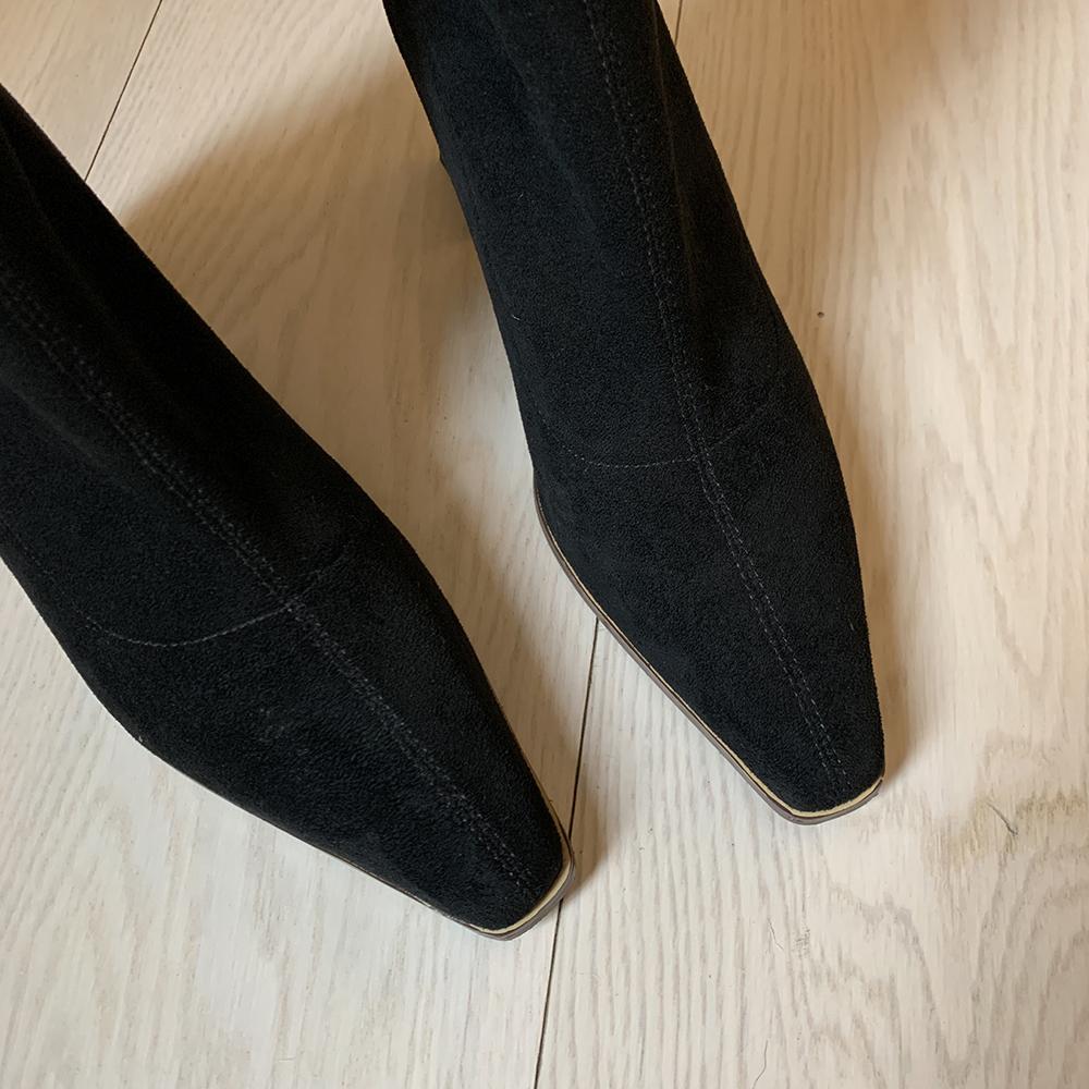 Autumn Winter Fashion Women Boots Square Toe Yarn Elastic Ankle Boots Kid Suede Thick Heel Shoes Female Socks Boots Bota Feminin