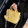 High-end Small Bag Women's 2025 New Spring and Summer Popular Messenger Bag Fashion Super Fire Portable Bucket Bag