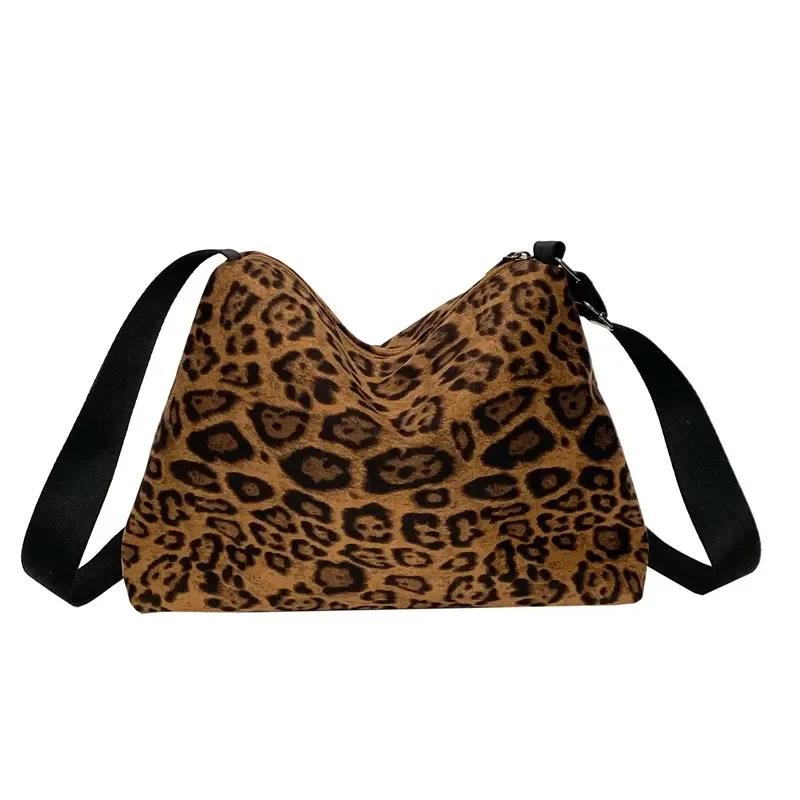 Nylonová taška přes rameno s leopardím vzorem vysoce kvalitní velkokapacitní módní měkká oblíbená crossbody kabelka