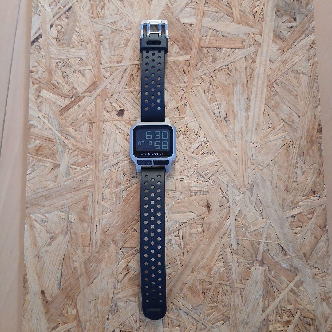 Used NIXON Heat