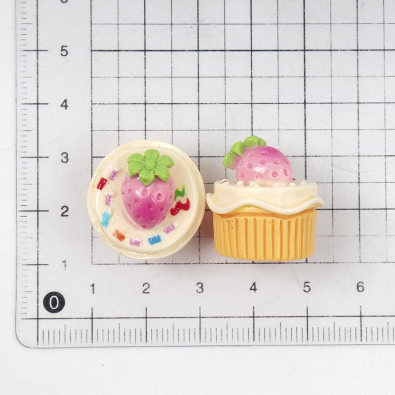 10/100Pcs Kawaii 3D Miniatures Bread Cookies Cake Flatback Resin Cabochon Dollhouse Decoration Diy Embellishments Craft Keychain