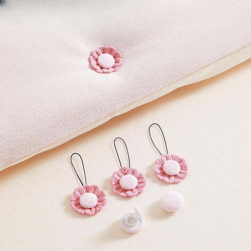 

Flower Quilt Fixer, Anti-run Quilt Safety, Needle-free, Invisible Quilt Cover, Anti-slip, Home Bedspread and Quilt Corner Binding Wonder 8pcs