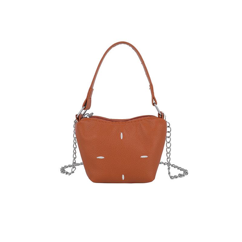 

Trendy new niche design fashionable texture messenger mobile phone bag casual versatile solid color texture portable women s bag коричневий