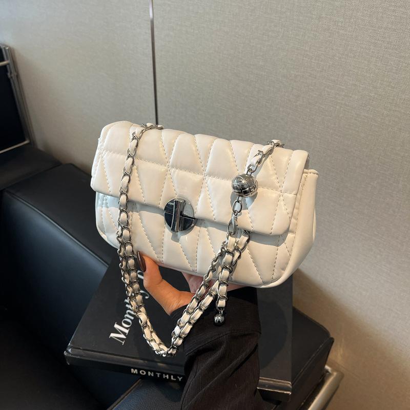 

Today s popular small bag women s new summer versatile chain messenger bag shoulder small square bag