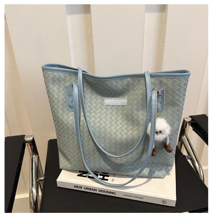 Women's Large Capacity Checkered Shoulder Tote Bag 2025 - Small, Stylish, Hot Selling Commute Bag