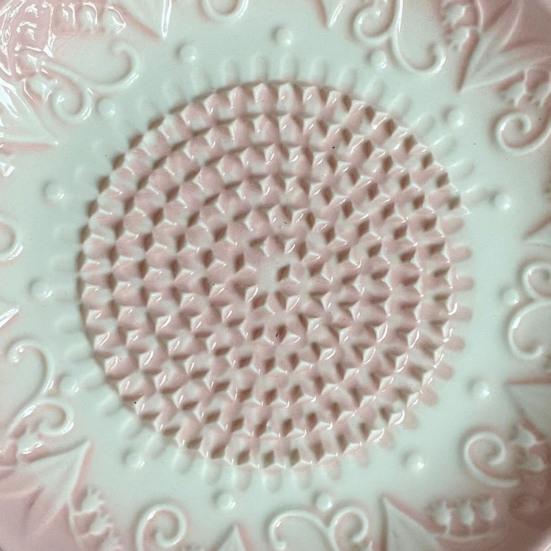 Geëmbosseerde Keramische Knoflookrasp, Vintage Patroon Gemberrasp Schijf voor Keuken, Multifunctionele Stamper voor Kaas Nootmuskaat