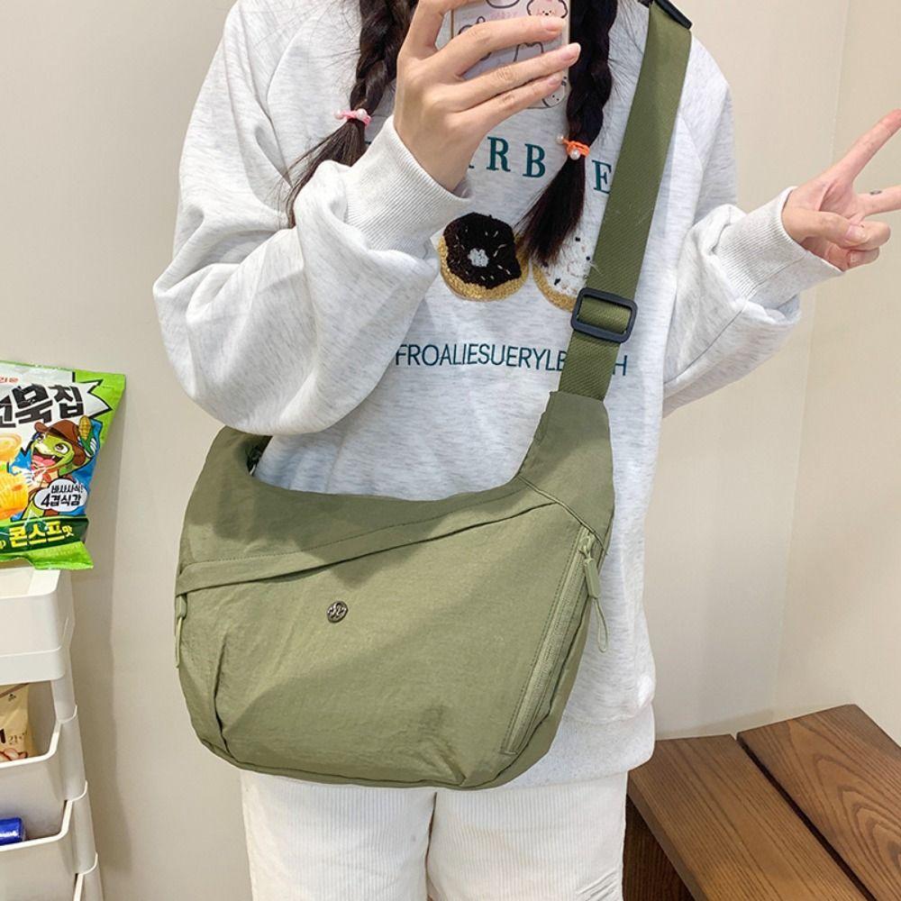 Large Capacity Nylon Crossbody Bag Korean Style Dumpling Bag Oxford Cloth Shoulder Bag  Travel