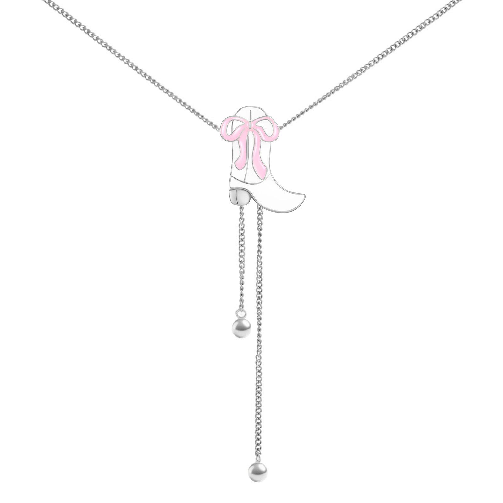 Ожерелье с ковбойскими сапогами и розовым бантом