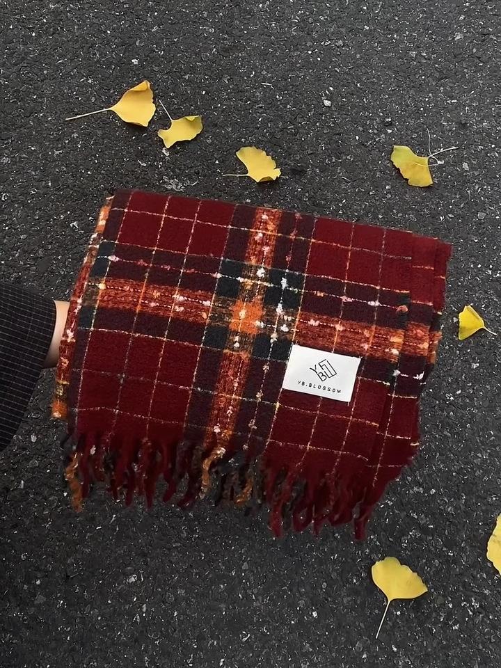 Maple Leaf Red Plaid Scarf Women's Winter Korean Atmosphere Shawl Dual-purpose Scarf Neck Protection Warm Versatile Model