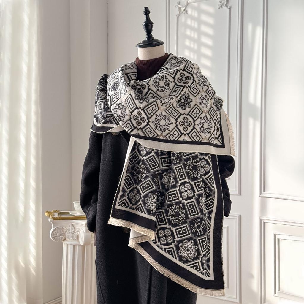 New Brand Women's Fashion Printed Scarf Imitation Cashmere Soft Warm Pashmina Shawl Winter Coldproof Windproof Blanket