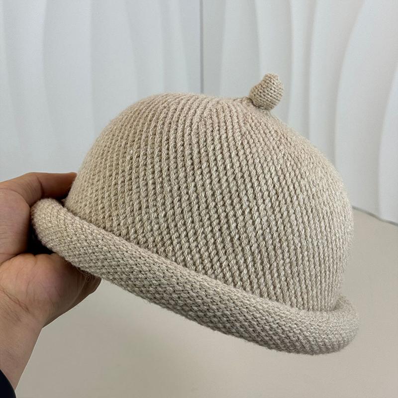 Casual Berets Comfortable Landlord Hats Warm Painter Hats Pacifier Cap Men and Women Fashion Knitted Melon Skin Hats