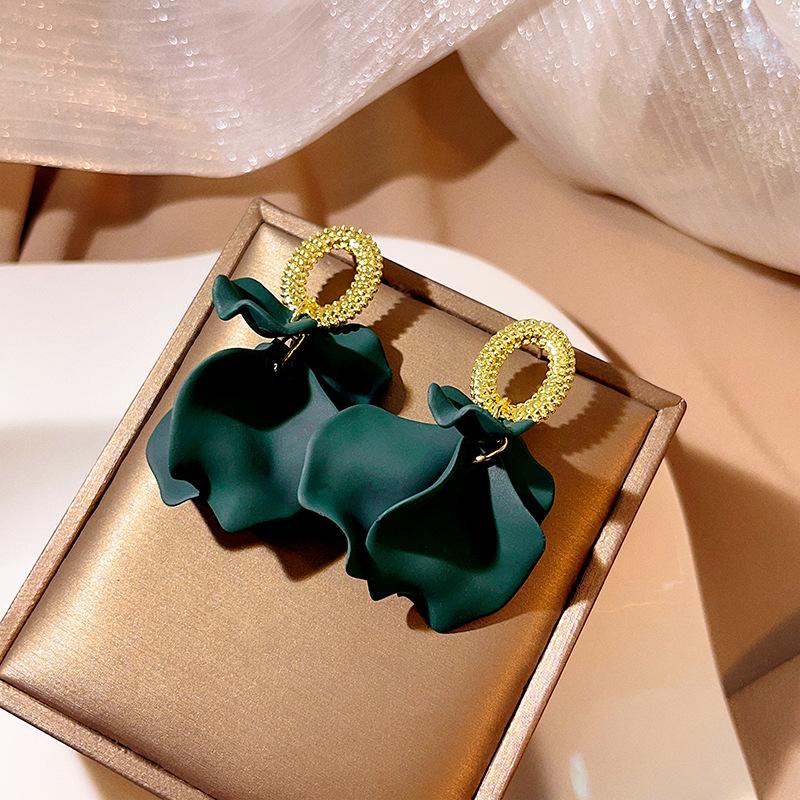Folded Petals Fringed Long Earrings Retro Hong Kong Style Metal Dark Green Classic Contrasting Color Design Earrings Women