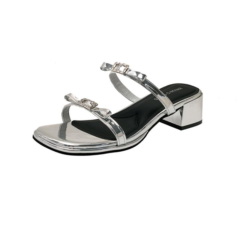 

2025 summer new style bow one-word women s large size thick heel square head cool slippers 42 серебряный