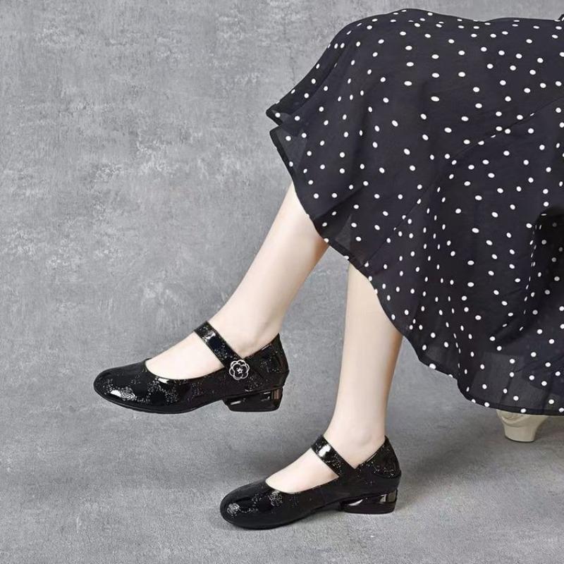 Miękka skóra rzep pojedyncze buty jesień nowe lakierowana skóra błyszczące buty Mary Jane okrągły nosek płaska podeszwa miękka podeszwa małe skórzane buty