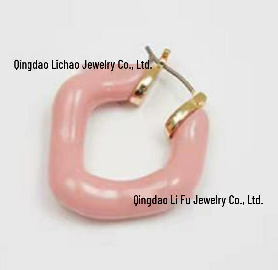 Lisa Style 2021 Trendy Geometric Round Earrings: Light Luxury Design