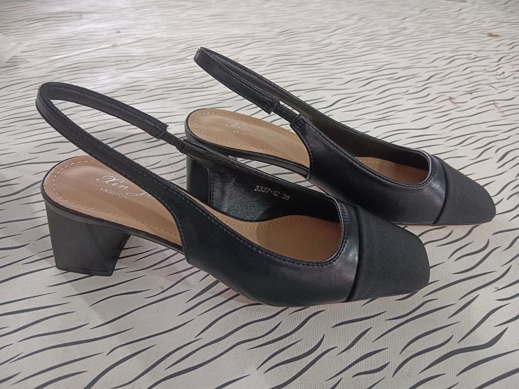 3337-12 Korean version niche square head color matching thick heel women's shoes light mouth back strap sandals bag head empty single shoes women