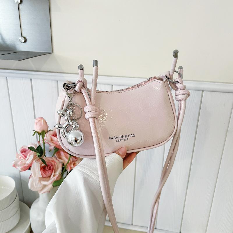 Trendy Fashionable Cross-body Bag, Small Bag with A Chic and Simple Design, Diagonal Cross-body Small Square Bag