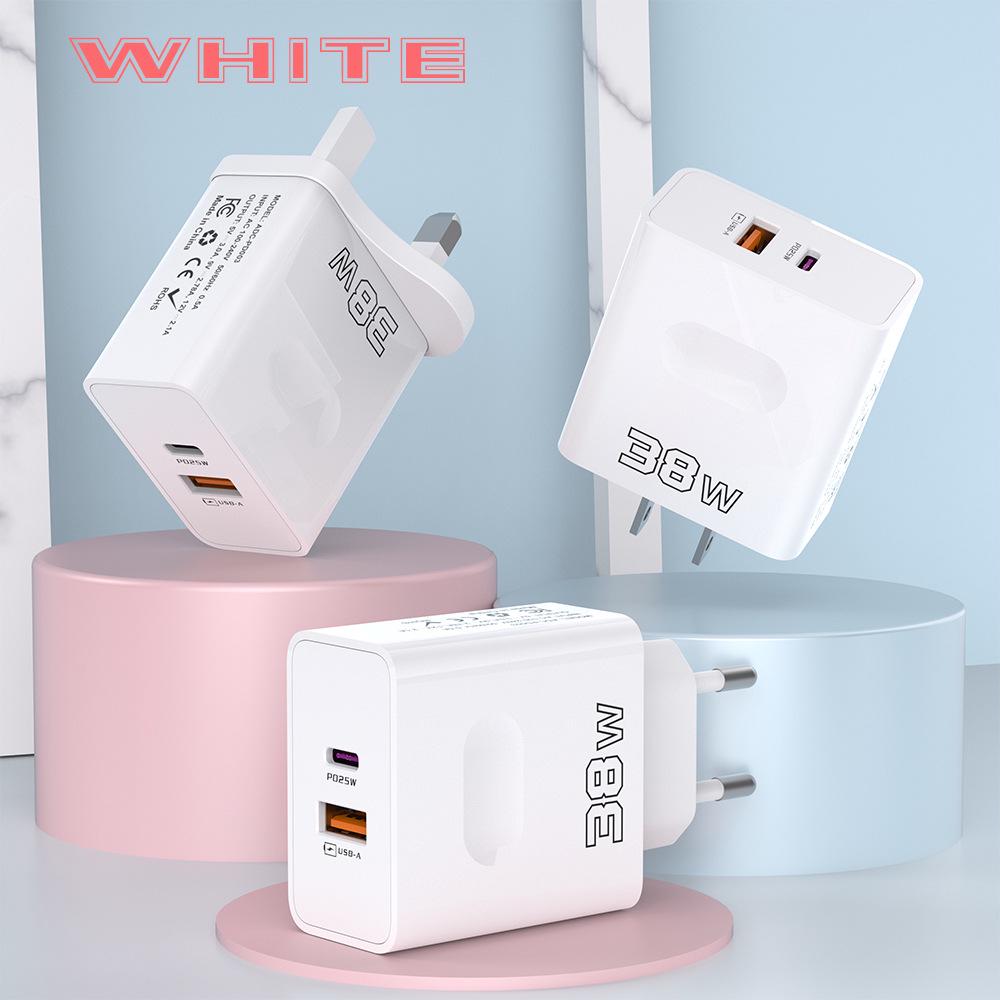 High-Power Multi-Port Universal PD Charger with US/EU Plug