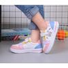 Sneakers Colorate per Bambini Autunno 2025 Nuove Scarpe Casual con Cartoni Animati Carine Scarpe da Skate per Ragazze Suola Morbida Scarpe per Bambini Zapatos Niña Tenis