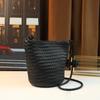 Bags Women'S Hand-Woven Buckets Crossbody Bags Women'S Bags Casual Simple Shoulder Vegetable Baskets Bag Tide