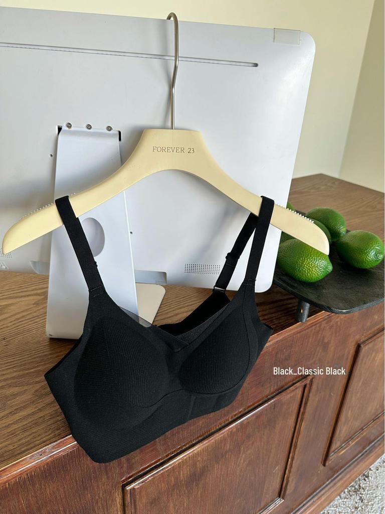 2024 Stylish Lift: Anti-Sag, Side Breast Support, Comfortable, No-Wire Bra for a Slimmer Look and Beautiful Back