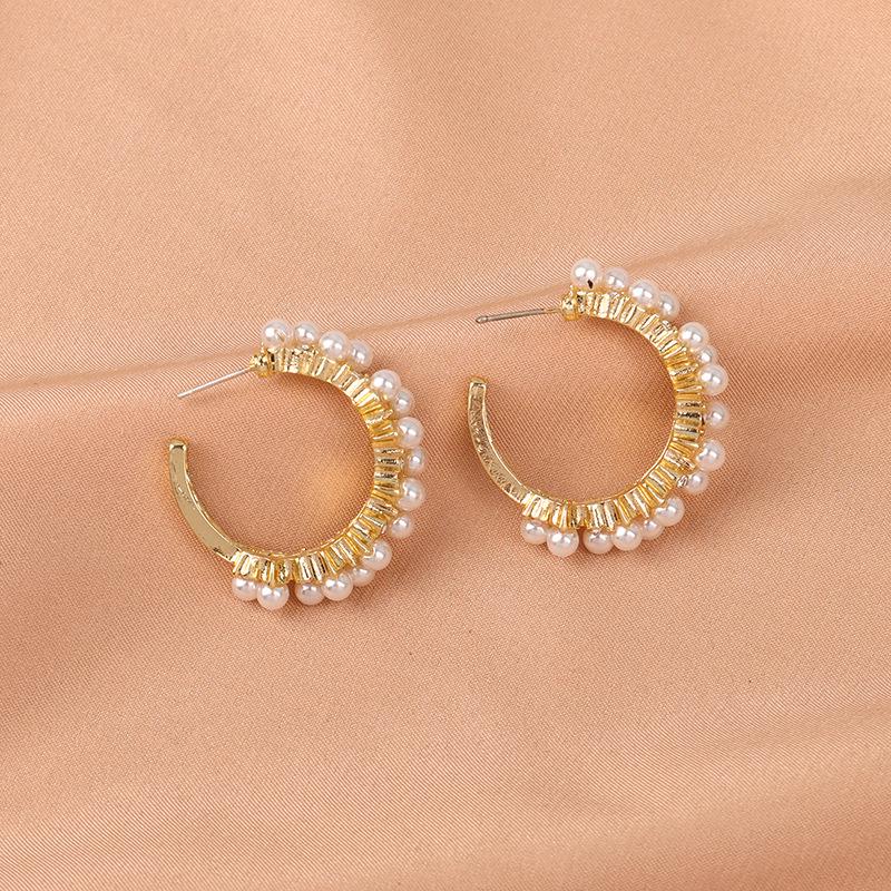 Boucles d'oreilles en argent 925 avec perles françaises, tendance 2022: Style Mondain, Boucles d'oreilles puces simples élégantes, Bijoux de mode